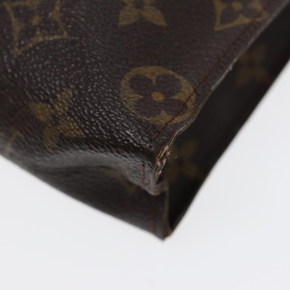 LOUIS VUITTON Monogram Poche Toilette 26 Pouch M47542 LV Auth 86789