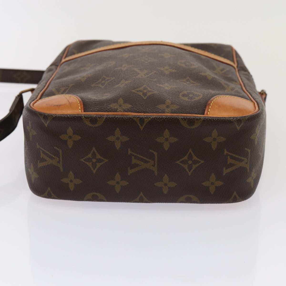 LOUIS VUITTON Monogram Danube GM Shoulder Bag M45262 LV Auth 86796