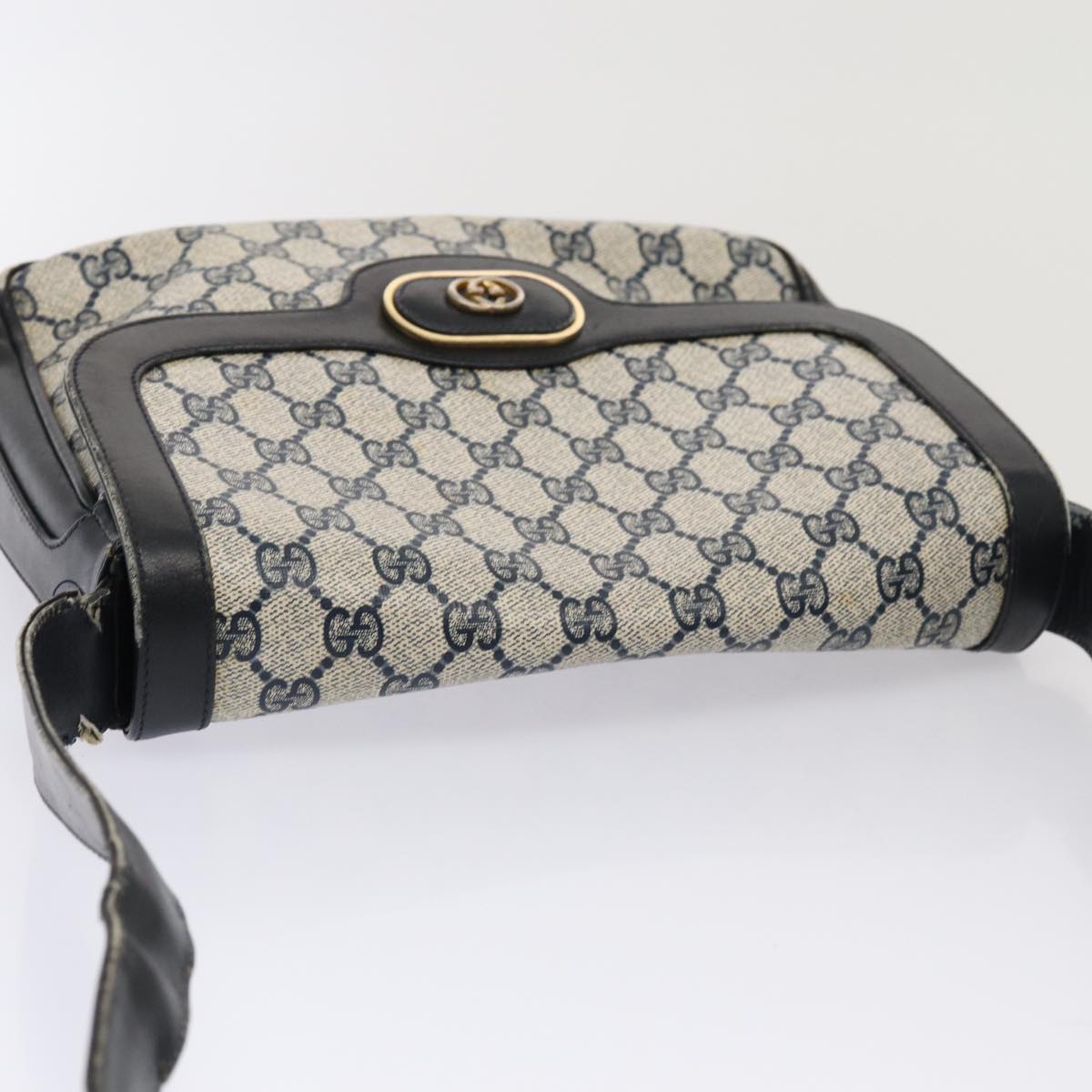 GUCCI GG Supreme Shoulder Bag PVC Leather Navy Gold Auth 86830