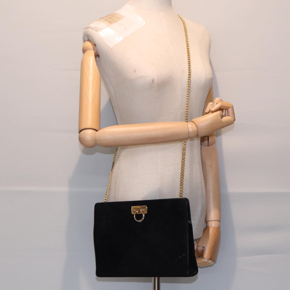 Salvatore Ferragamo Gancini Chain Shoulder Bag Suede Black Gold Auth 86970