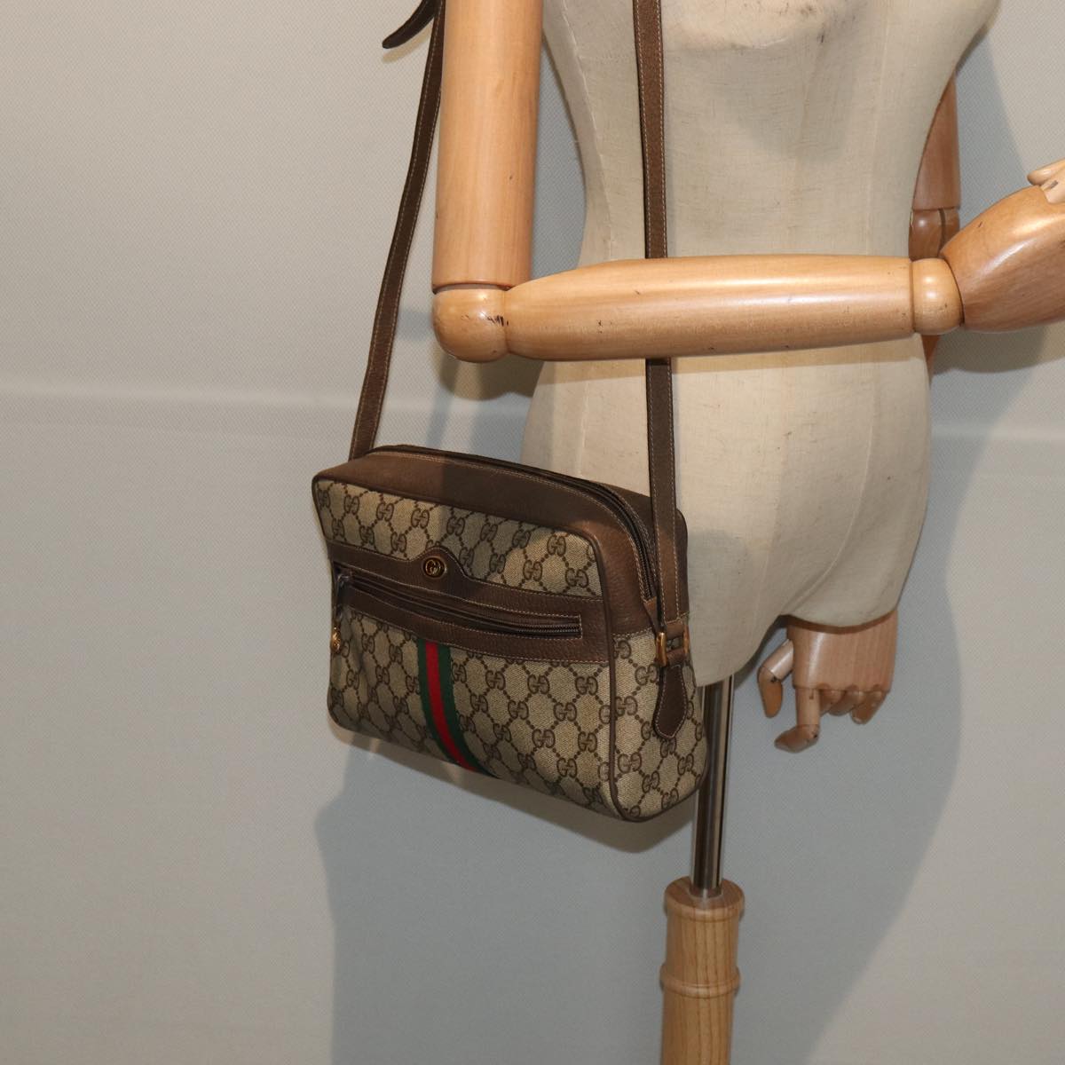 GUCCI GG Supreme Web Sherry Line Shoulder Bag PVC Leather Beige Gold Auth 87052