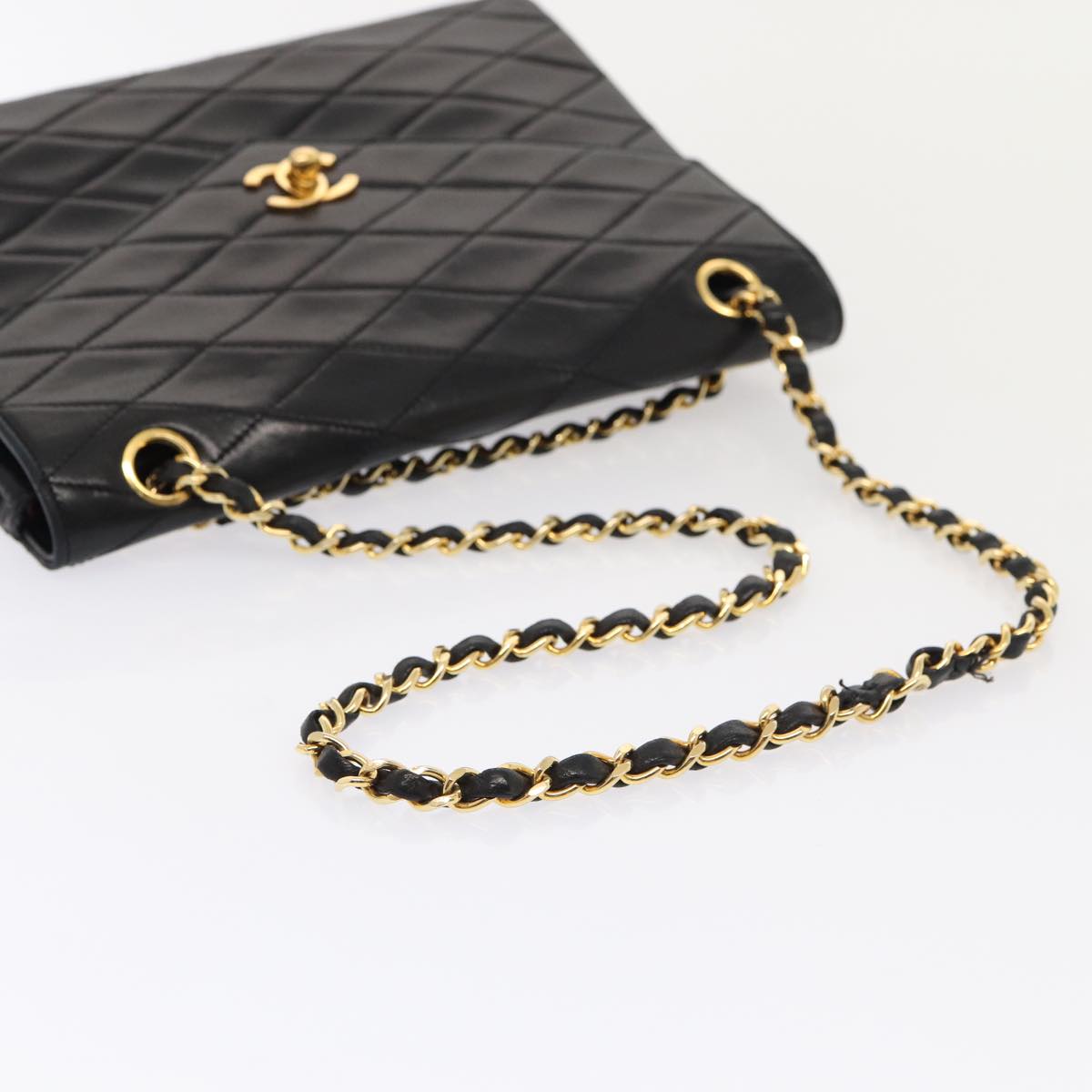 CHANEL Matelasse Turn Lock Chain Hand Bag Lamb Skin Black Gold CC Auth 87124A