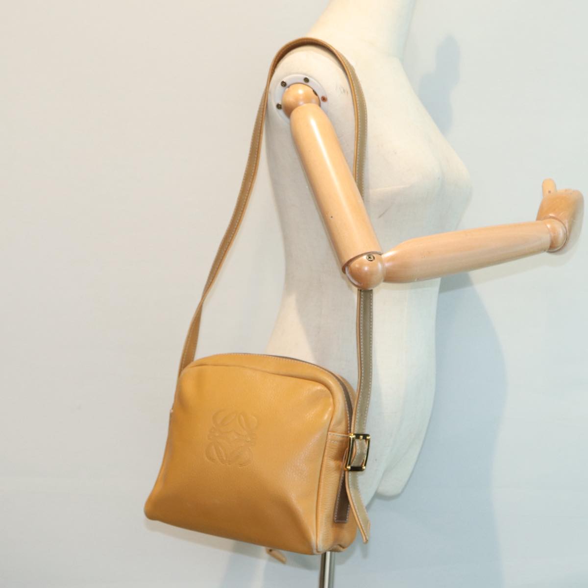 LOEWE Anagram Shoulder Bag Leather Yellow Auth 87180