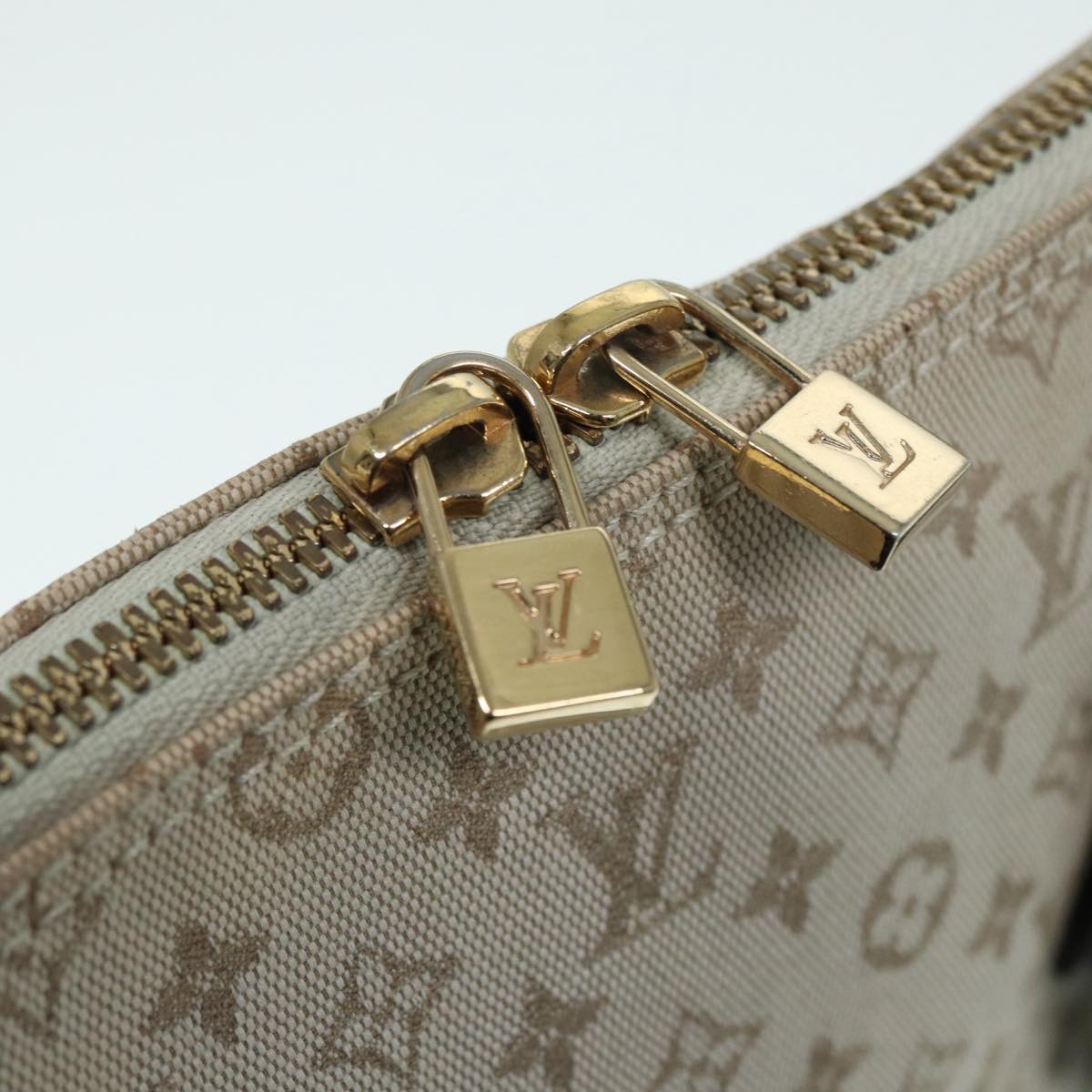 LOUIS VUITTON Monogram Mini Alma Haut Hand Bag Khaki M92203 LV Auth 87332