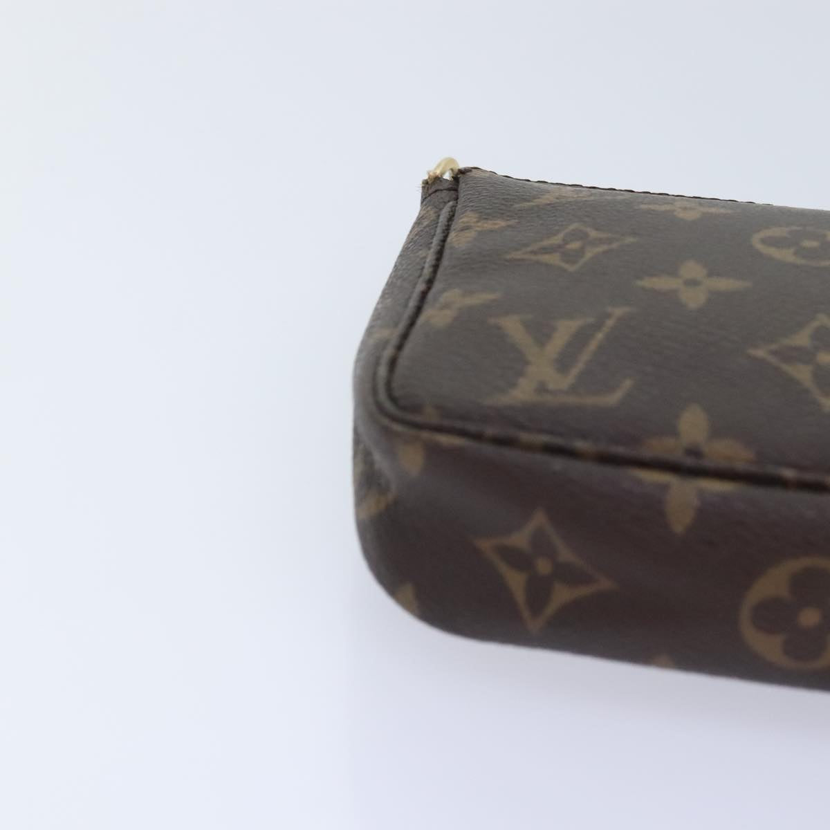 LOUIS VUITTON Monogram Pochette Accessoires Pouch M51980 LV Auth 87388