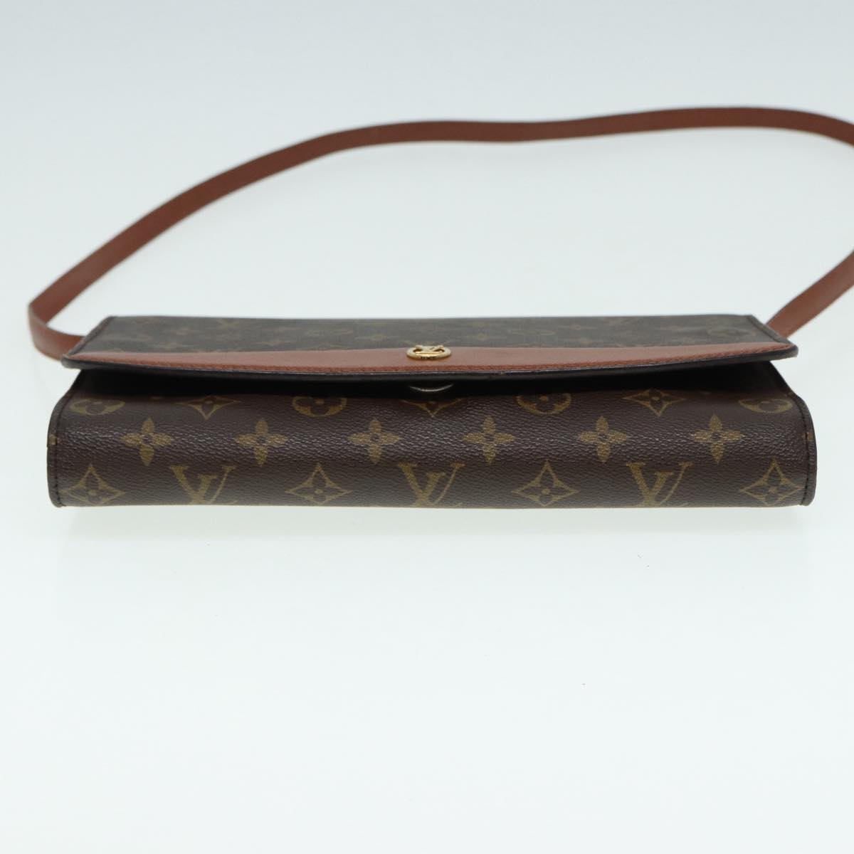 LOUIS VUITTON Monogram Bordeaux 27 Shoulder Bag M51797 LV Auth 87398