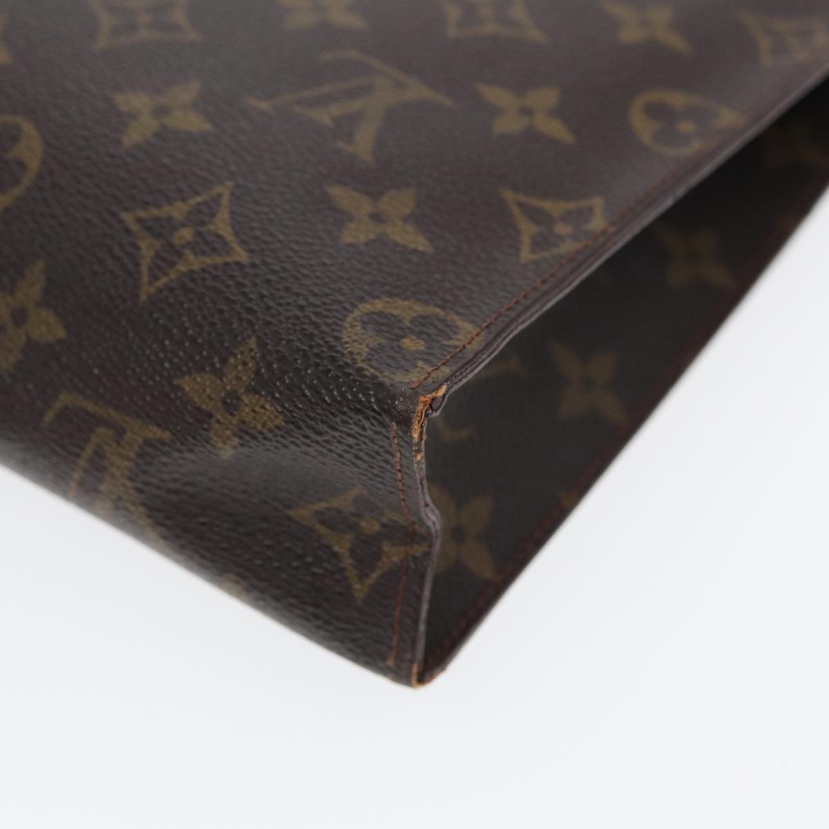 LOUIS VUITTON Monogram Poche Toilette 26 Pouch M47542 LV Auth 87462