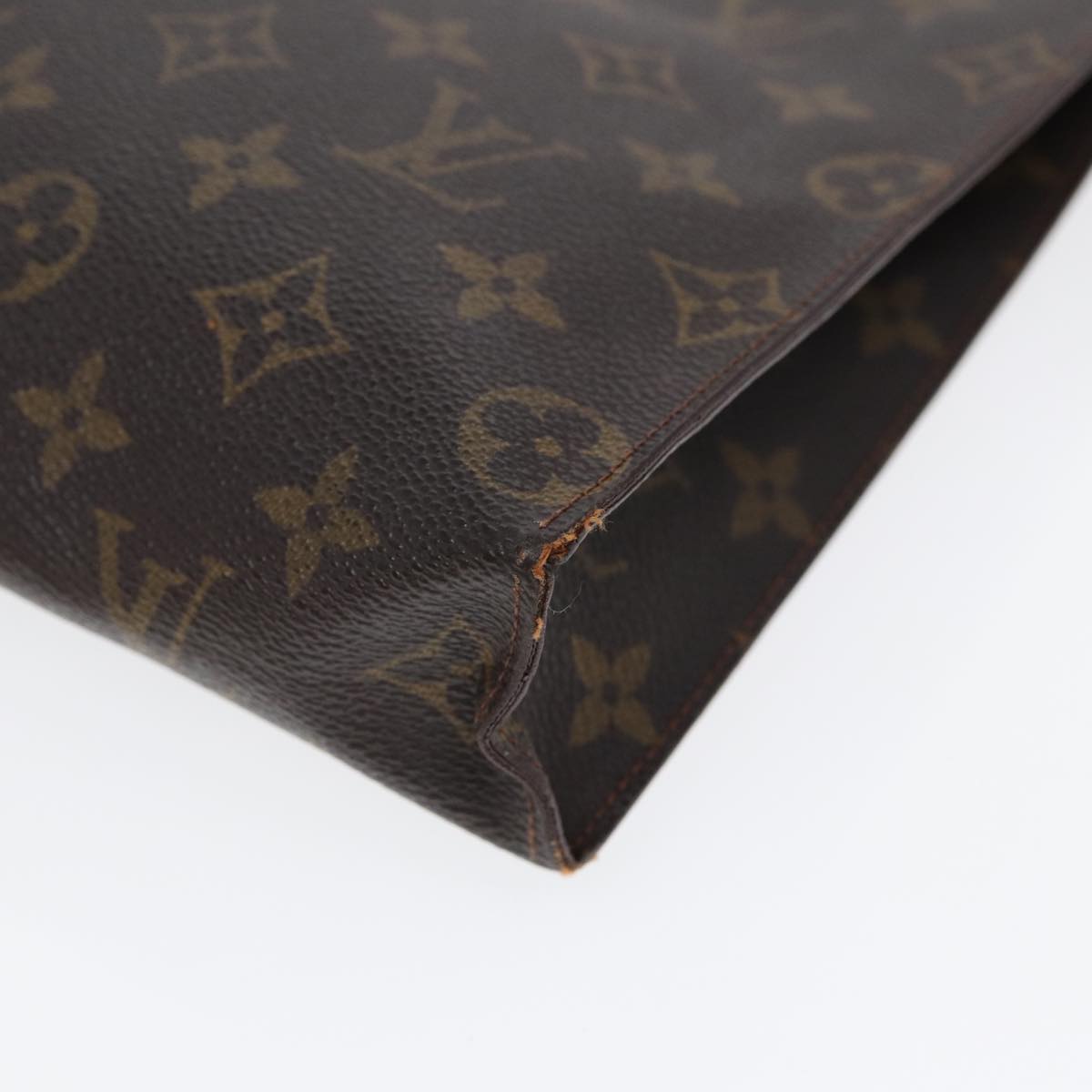 LOUIS VUITTON Monogram Poche Toilette 26 Pouch M47542 LV Auth 87462