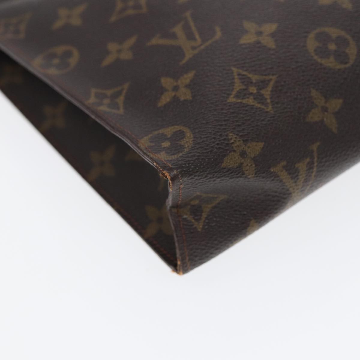 LOUIS VUITTON Monogram Poche Toilette 26 Pouch M47542 LV Auth 87462