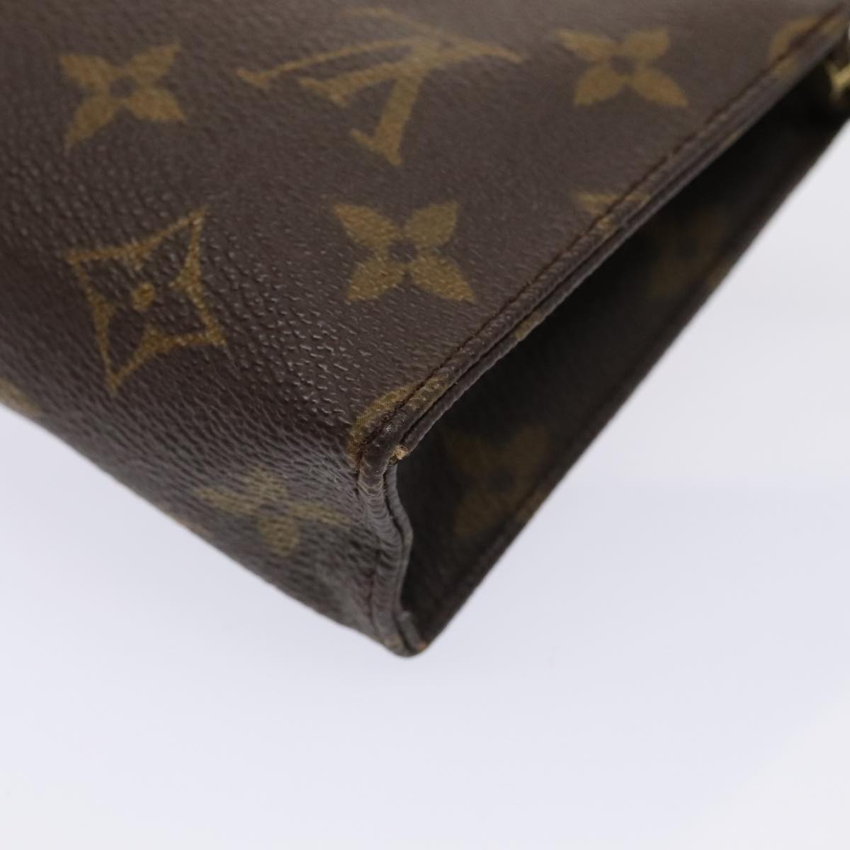 LOUIS VUITTON Monogram Poche Toilette 15 Pouch M47546 LV Auth 87477