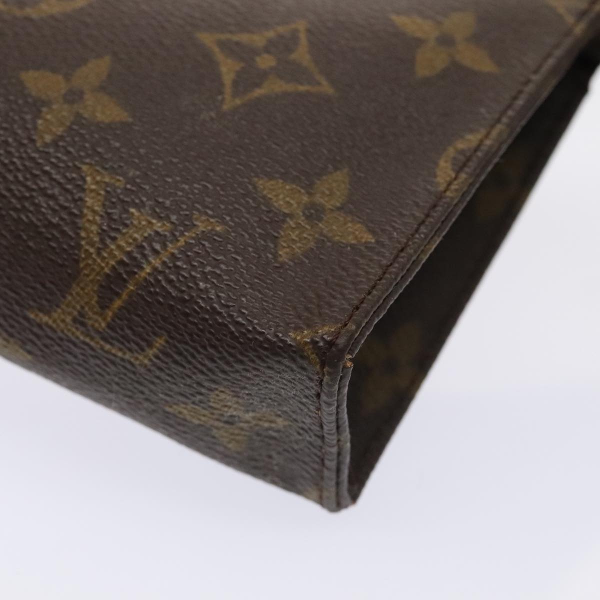 LOUIS VUITTON Monogram Poche Toilette 15 Pouch M47546 LV Auth 87477