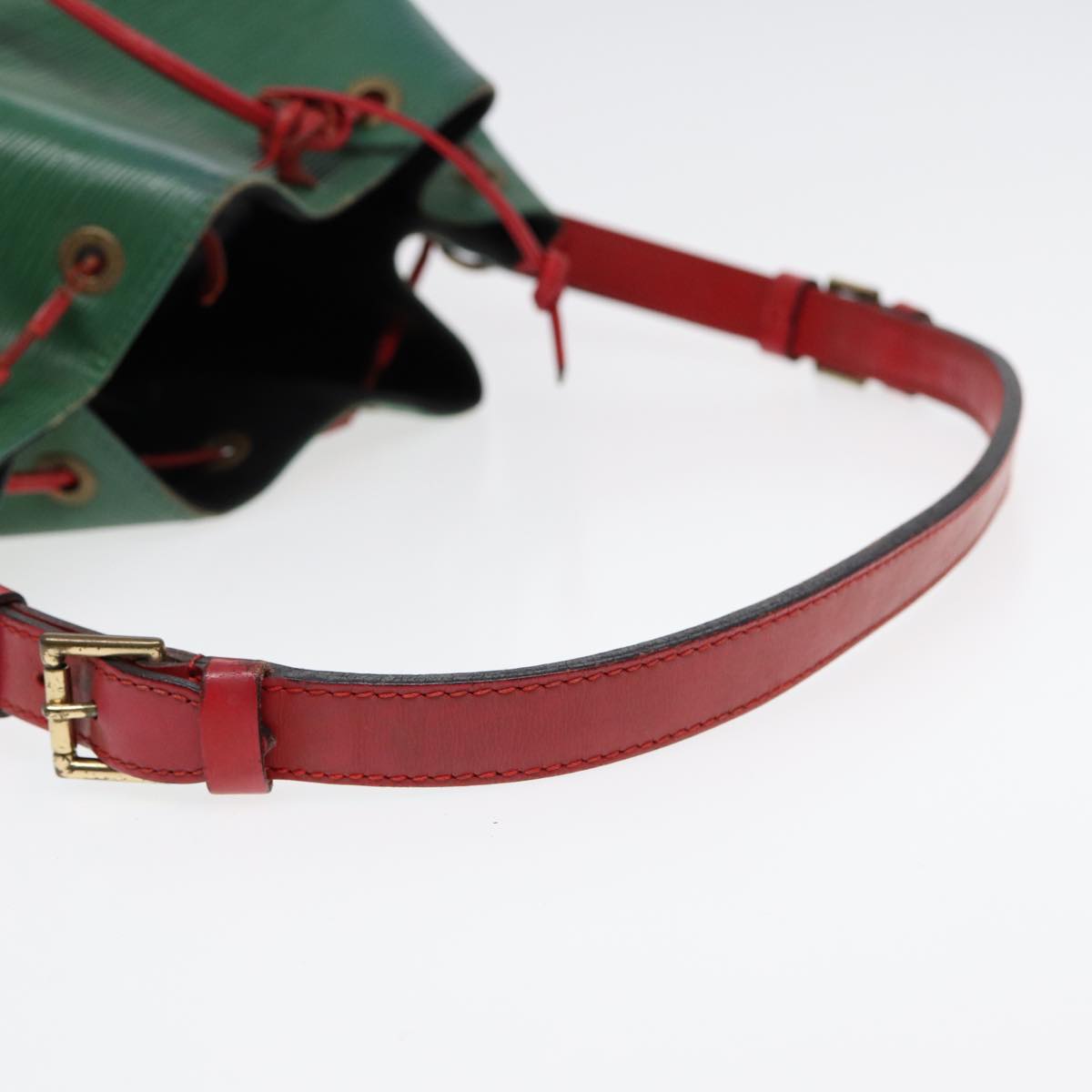 LOUIS VUITTON Epi Petit Noe Shoulder Bag Bicolor Green Red M44147 LV Auth 87503