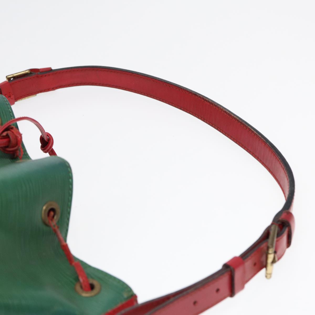 LOUIS VUITTON Epi Petit Noe Shoulder Bag Bicolor Green Red M44147 LV Auth 87503