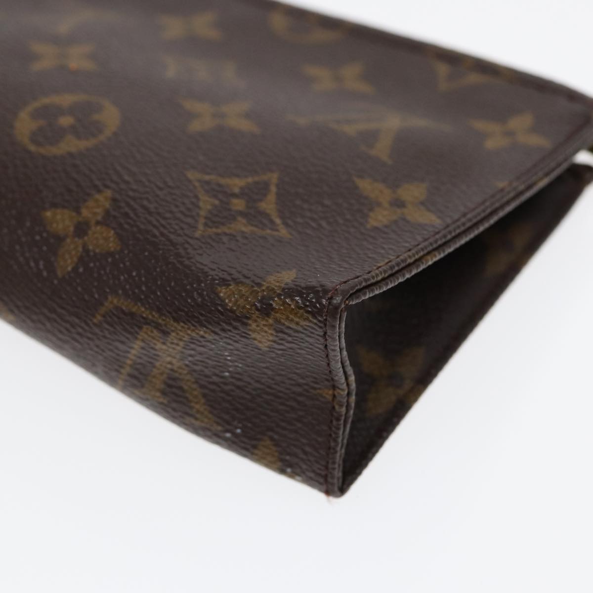 LOUIS VUITTON Monogram Poche Toilette 15 Pouch M47546 LV Auth 87540