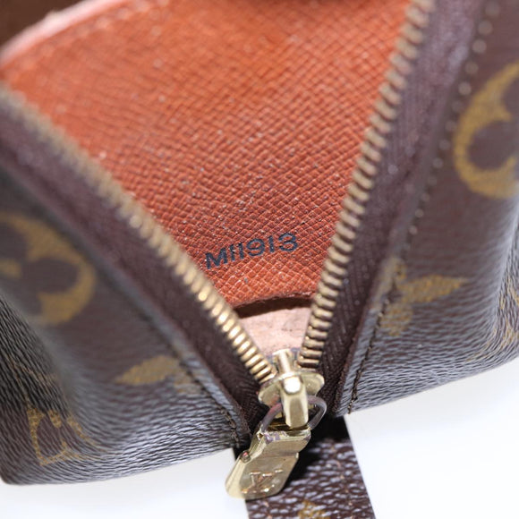 LOUIS VUITTON Monogram Trousse Demi Ronde Cosmetic Pouch M47520 LV Auth 87547