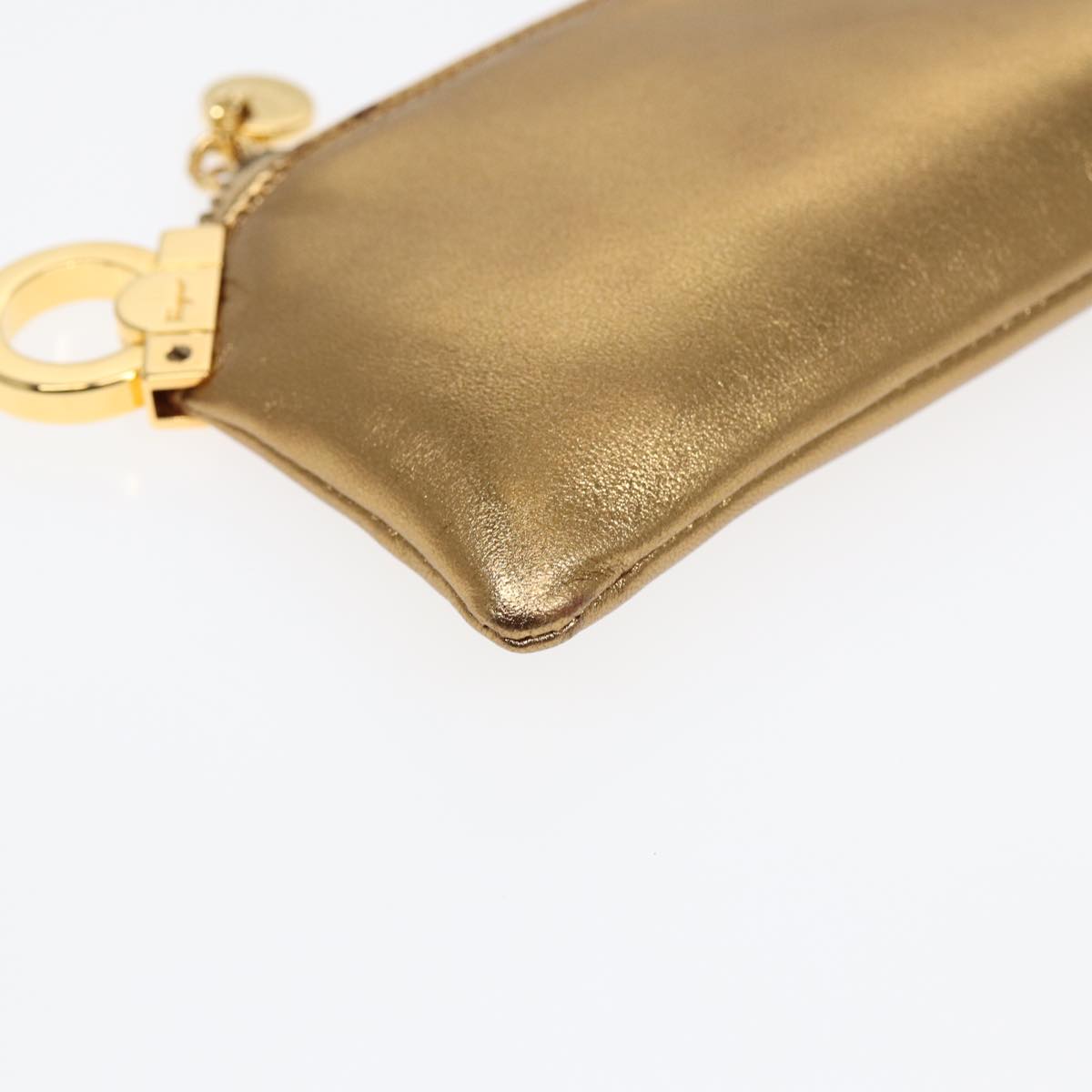 Salvatore Ferragamo Gancini Coin Purse Leather Gold Auth 87699