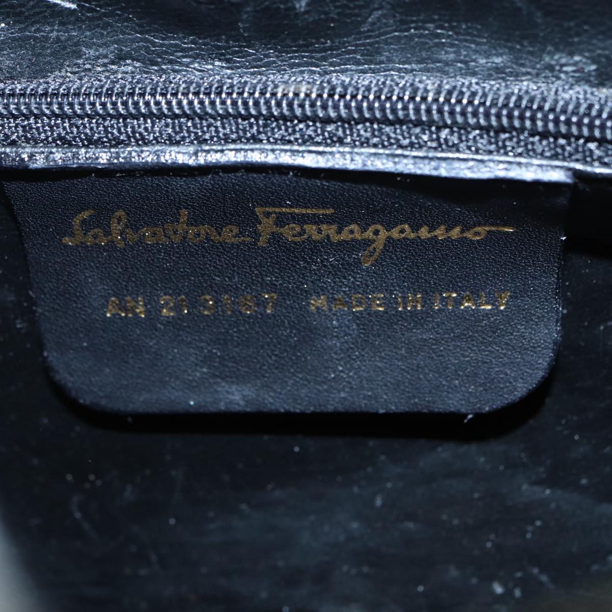 Salvatore Ferragamo Shoulder Bag Leather Navy Gold Auth 87744