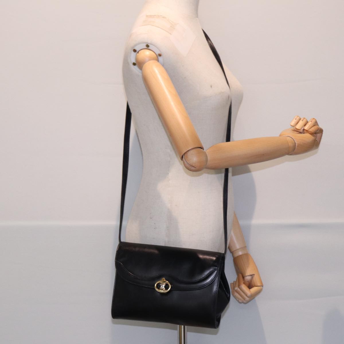 CELINE Shoulder Bag Leather Black Gold Auth 87745