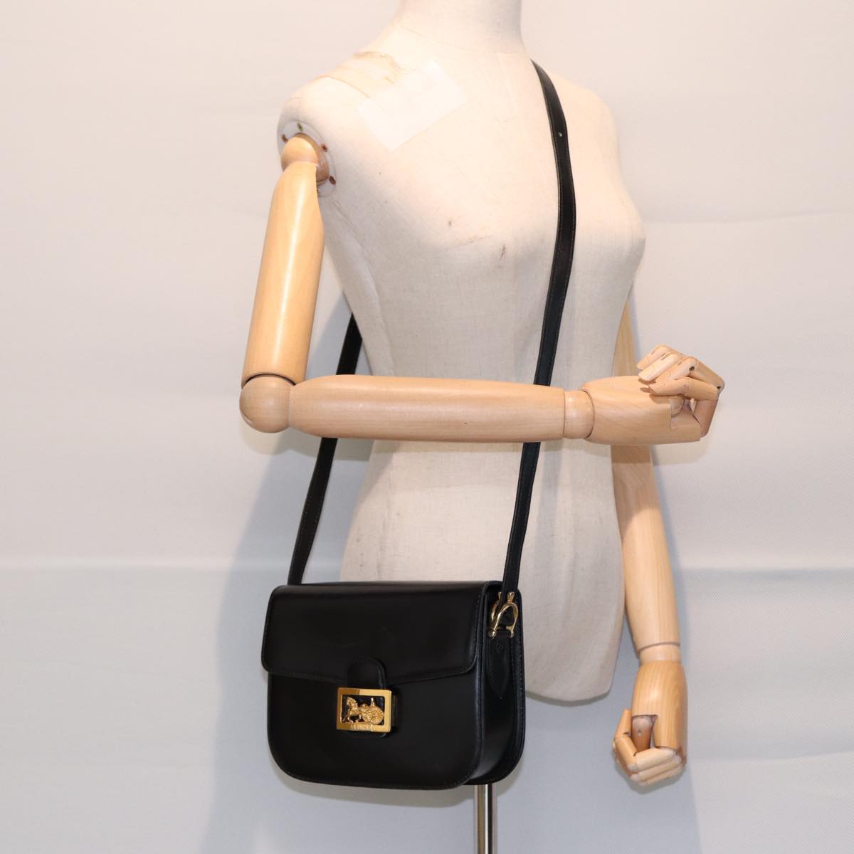 CELINE Shoulder Bag Leather Black Gold Auth 87746