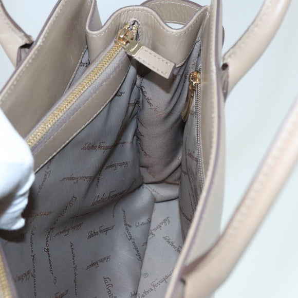 Salvatore Ferragamo Gancini Shoulder Bag Leather Beige Gold Auth 87768