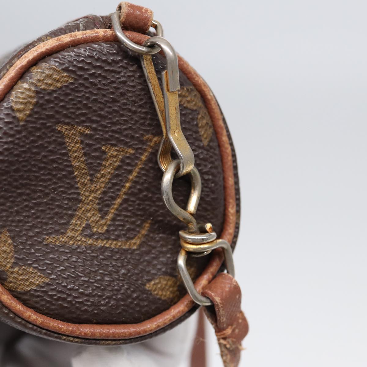 LOUIS VUITTON Monogram Papillon Pouch LV Auth 87881