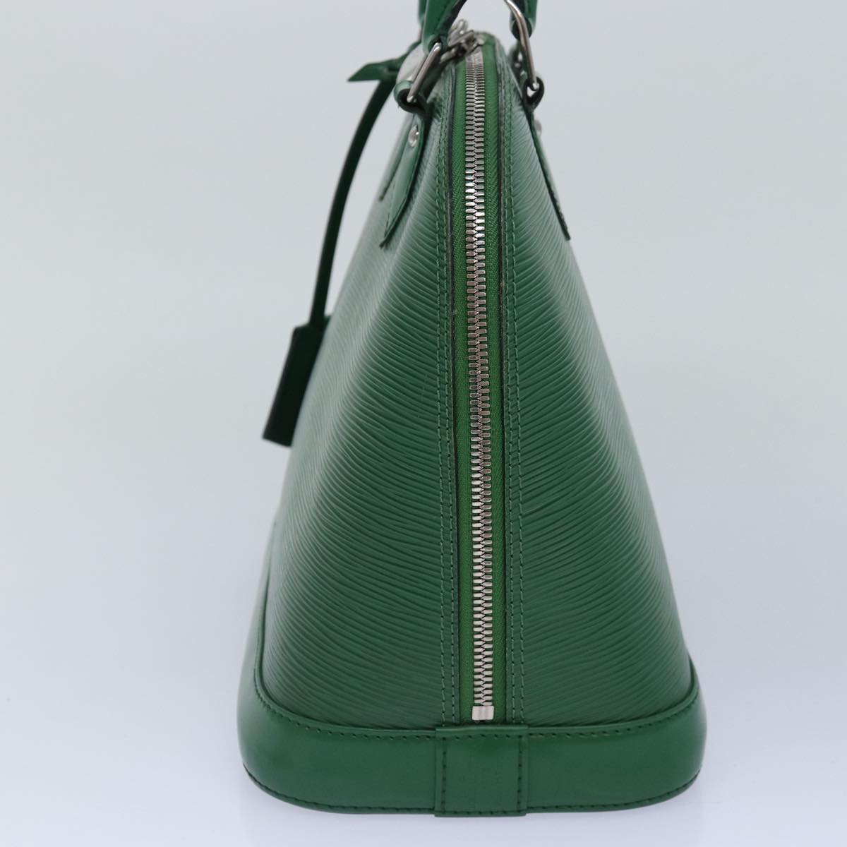 LOUIS VUITTON Epi Alma PM Hand Bag Green Cloak M40618 LV Auth 87889