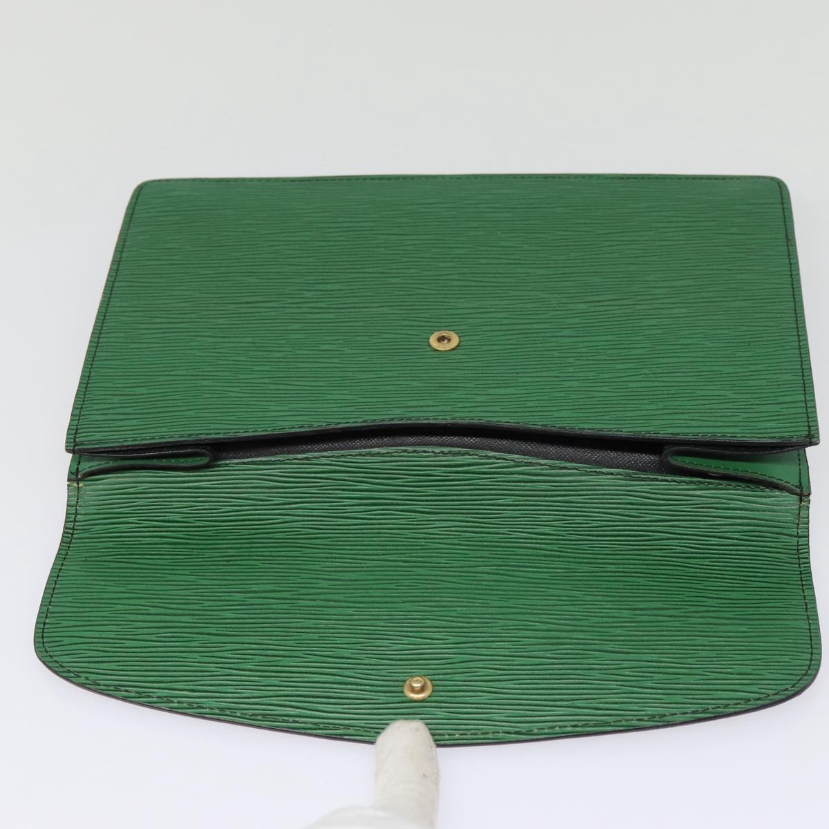 LOUIS VUITTON Epi Montaigne 27 Clutch Bag Green M52654 LV Auth 87962