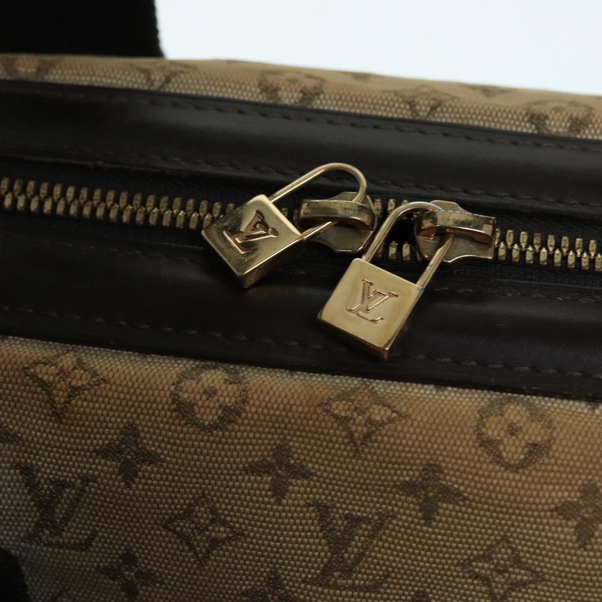 LOUIS VUITTON Monogram Mini Josephine GM Hand Bag Khaki M92310 LV Auth 87965