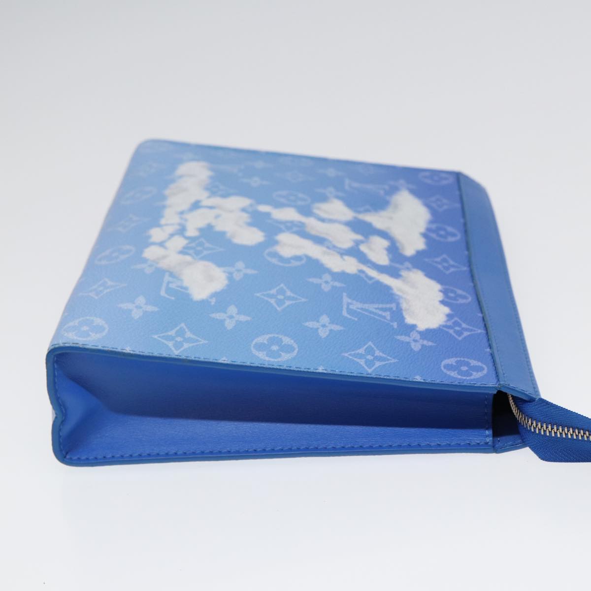 LOUIS VUITTON Monogram Clouds Pochette Voyage Clutch Bag Blue M45480 Auth 88070A