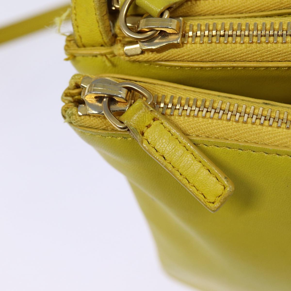 CELINE Trio Large Shoulder Bag Leather Yellow Gold Auth 88116