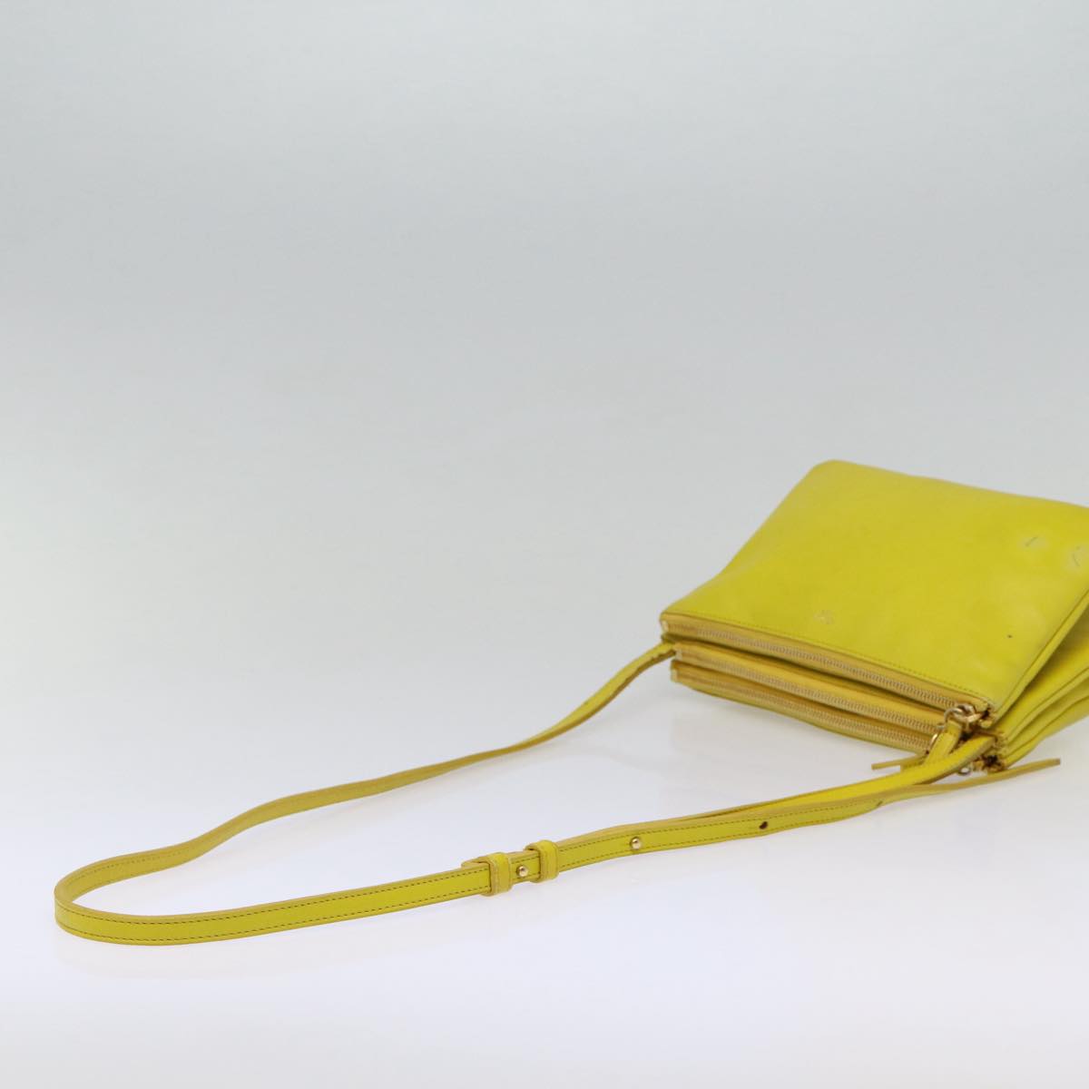 CELINE Trio Large Shoulder Bag Leather Yellow Gold Auth 88116