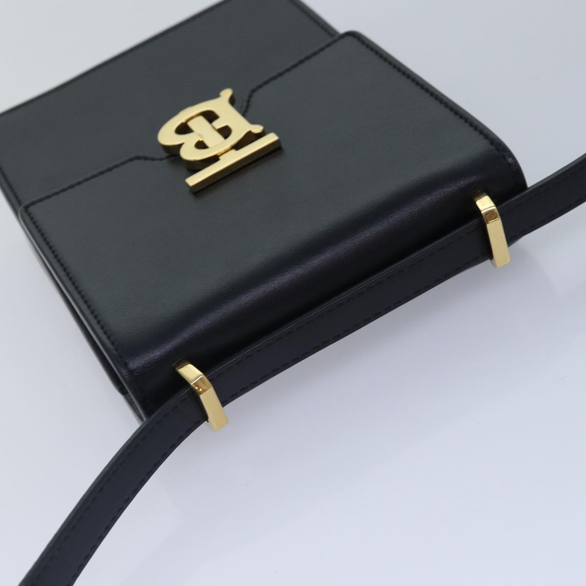 BURBERRY Shoulder Bag Leather Black Gold Auth 88126