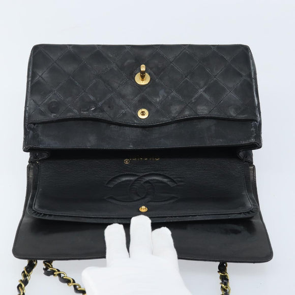 CHANEL Matelasse Chain Shoulder Bag Leather Black Gold CC Auth 88183