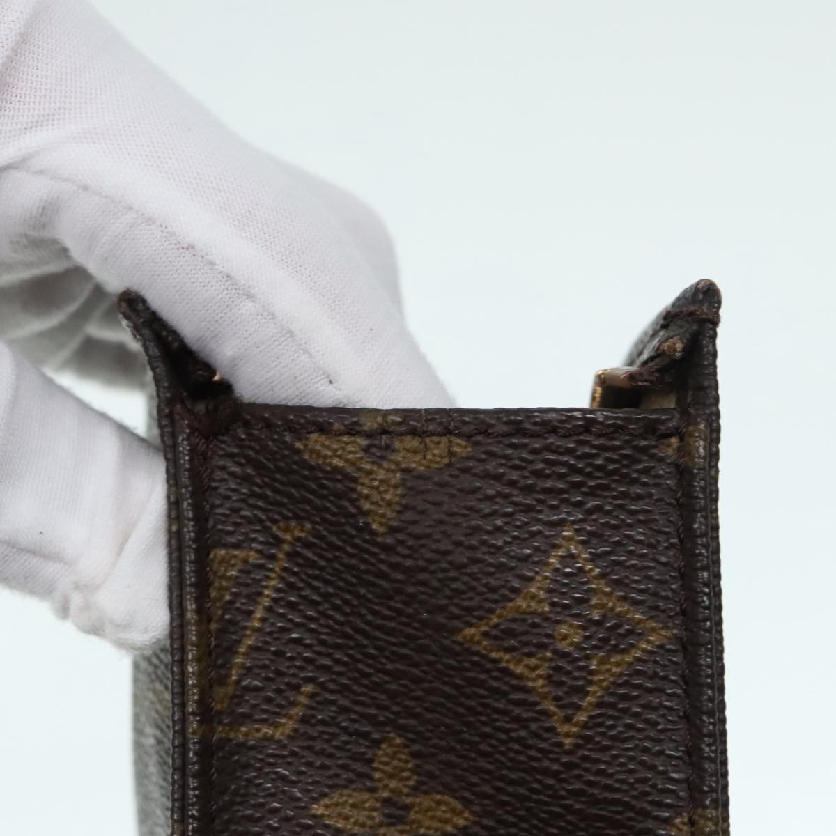 LOUIS VUITTON Monogram Poche Toilette 26 Pouch M47542 LV Auth 88251