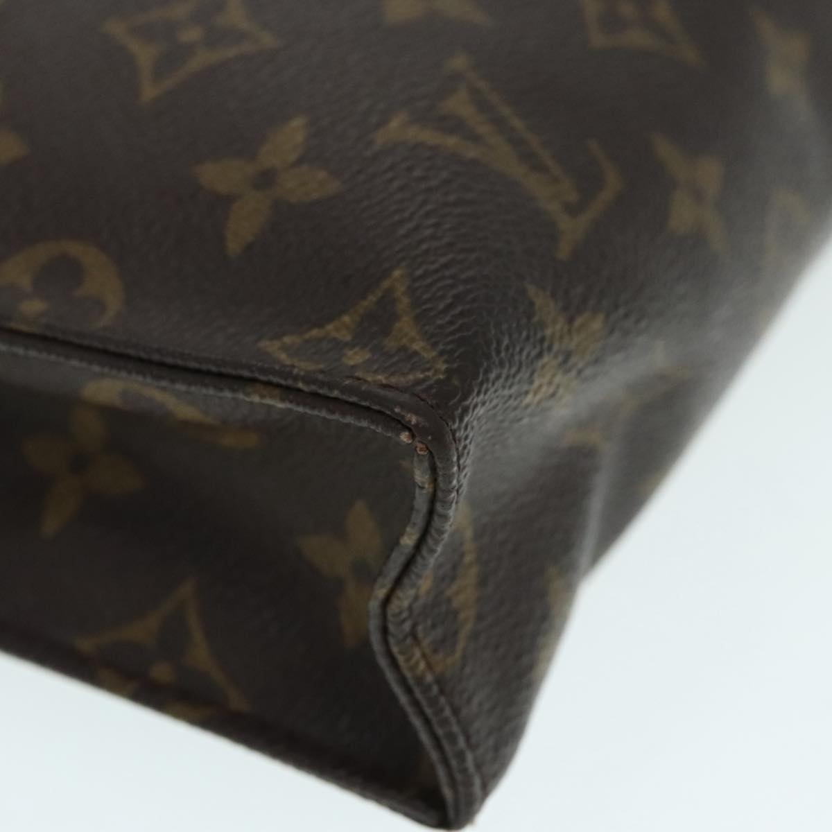 LOUIS VUITTON Monogram Poche Toilette 26 Pouch M47542 LV Auth 88251