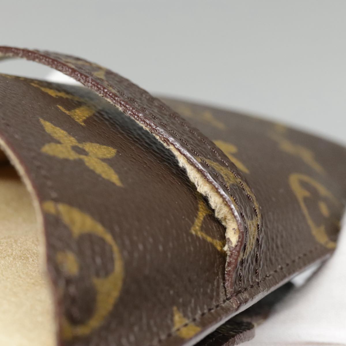 LOUIS VUITTON Monogram Etui Lunette Rabat Glasses Case M62970 LV Auth 88285