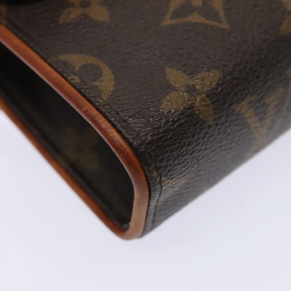 LOUIS VUITTON Monogram Pochette Florentine Waist bag M51855 LV Auth 88314