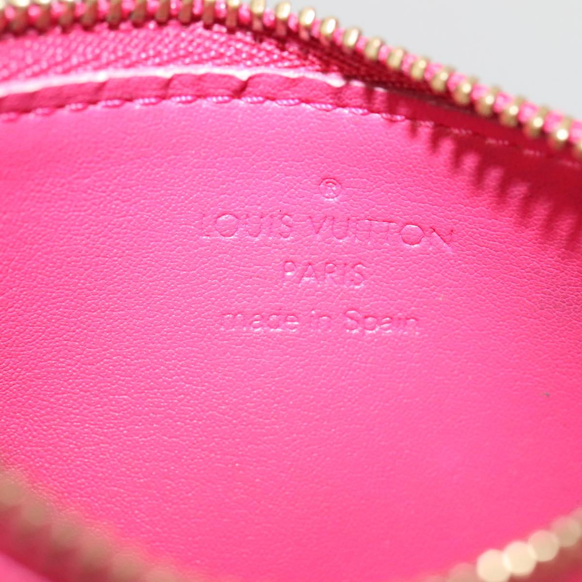 LOUIS VUITTON Vernis Pochette Cles Coin Purse Fuchsia Pink M91250 LV Auth 88325