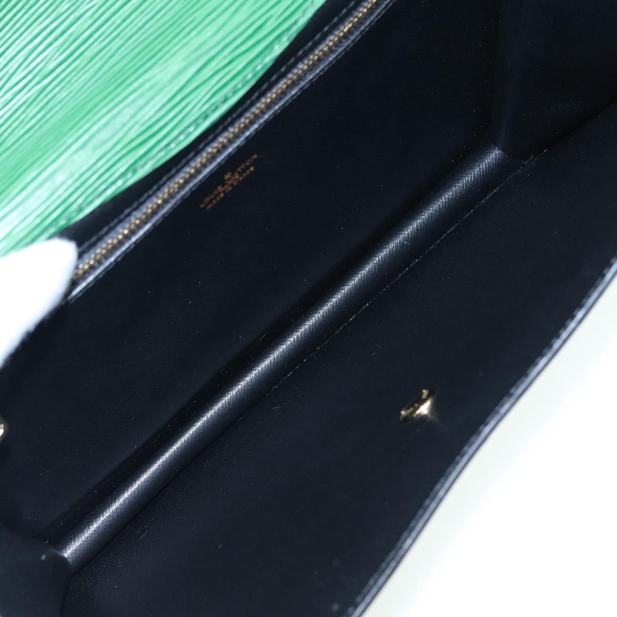 LOUIS VUITTON Epi Montaigne 27 Clutch Bag Green M52654 LV Auth 88397