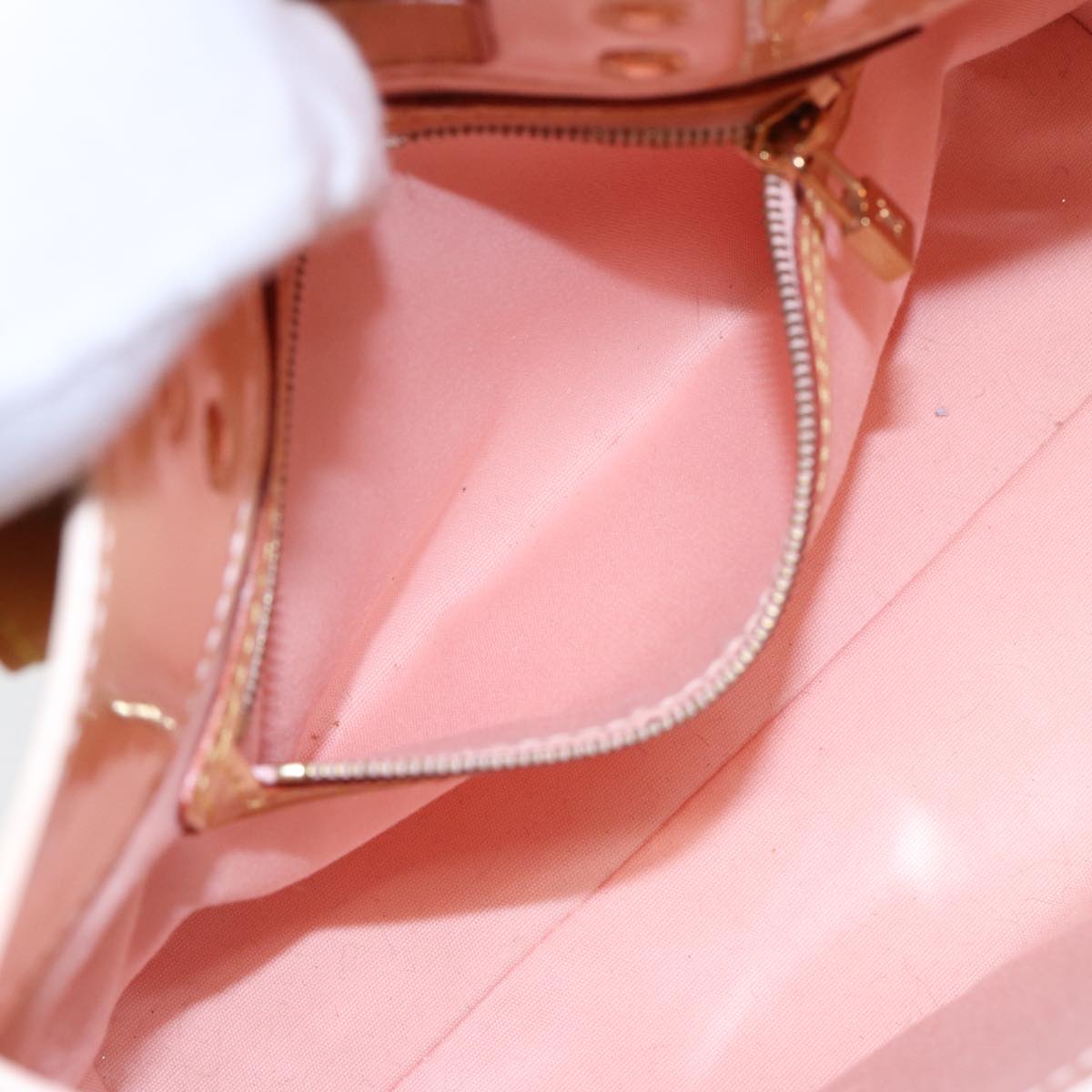 LOUIS VUITTON Monogram Vernis Reade PM Bag Marshmallow Pink M91306 LV Auth 88453