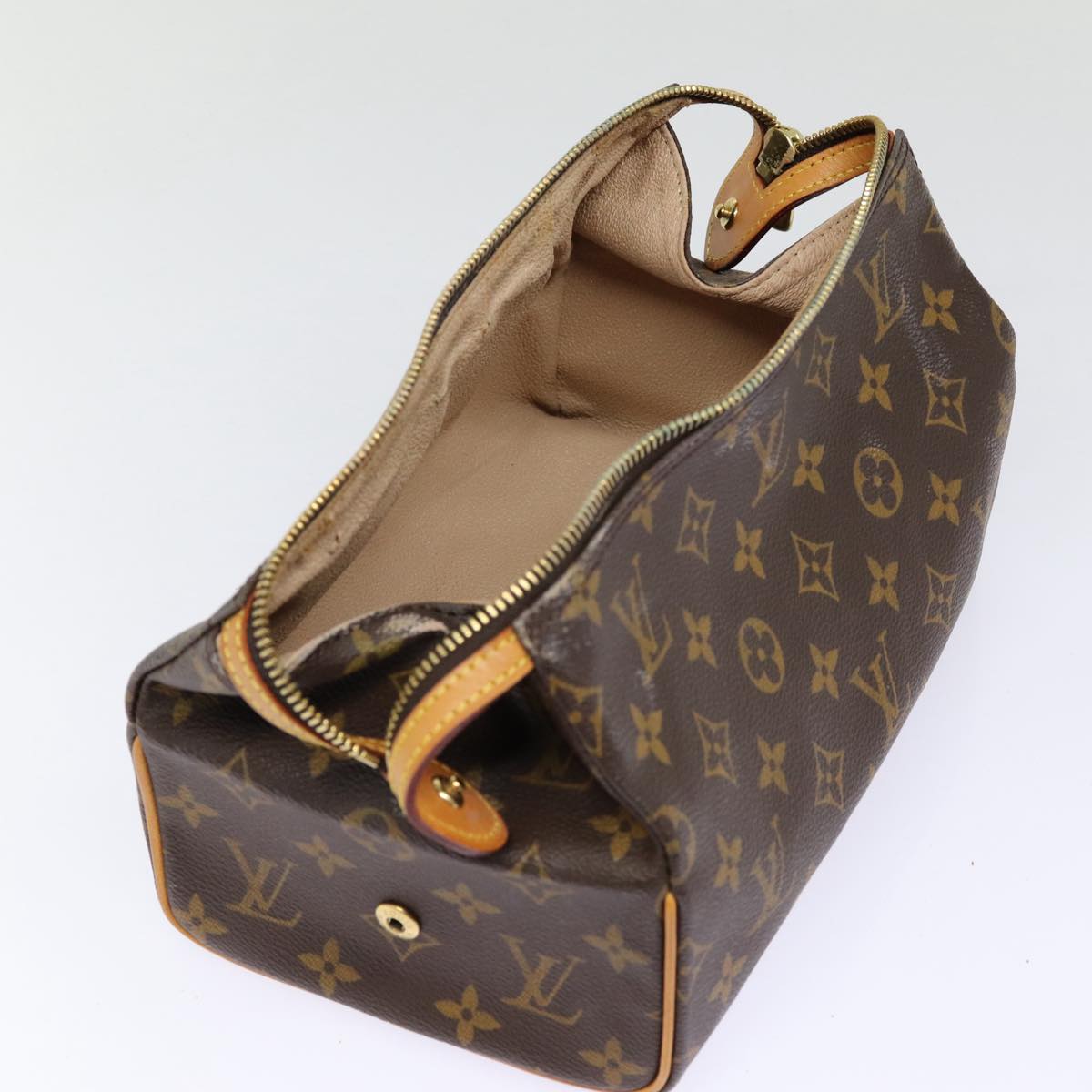 LOUIS VUITTON Monogram Trousse Patte Pression Cosmetic Pouch M47636 Auth 88458