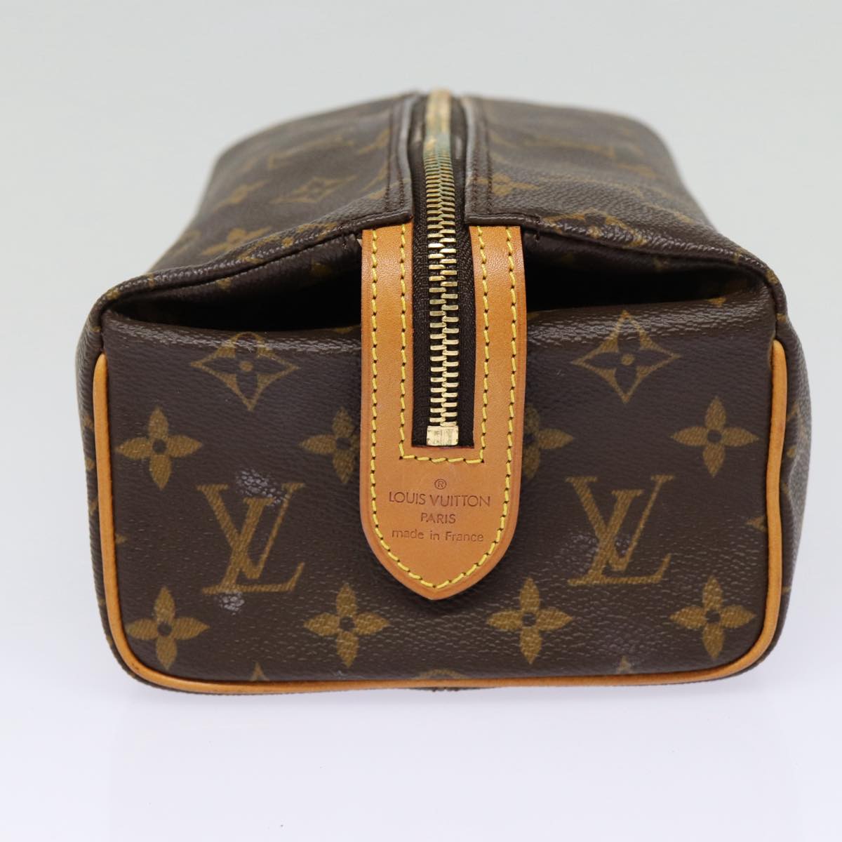 LOUIS VUITTON Monogram Trousse Patte Pression Cosmetic Pouch M47636 Auth 88458