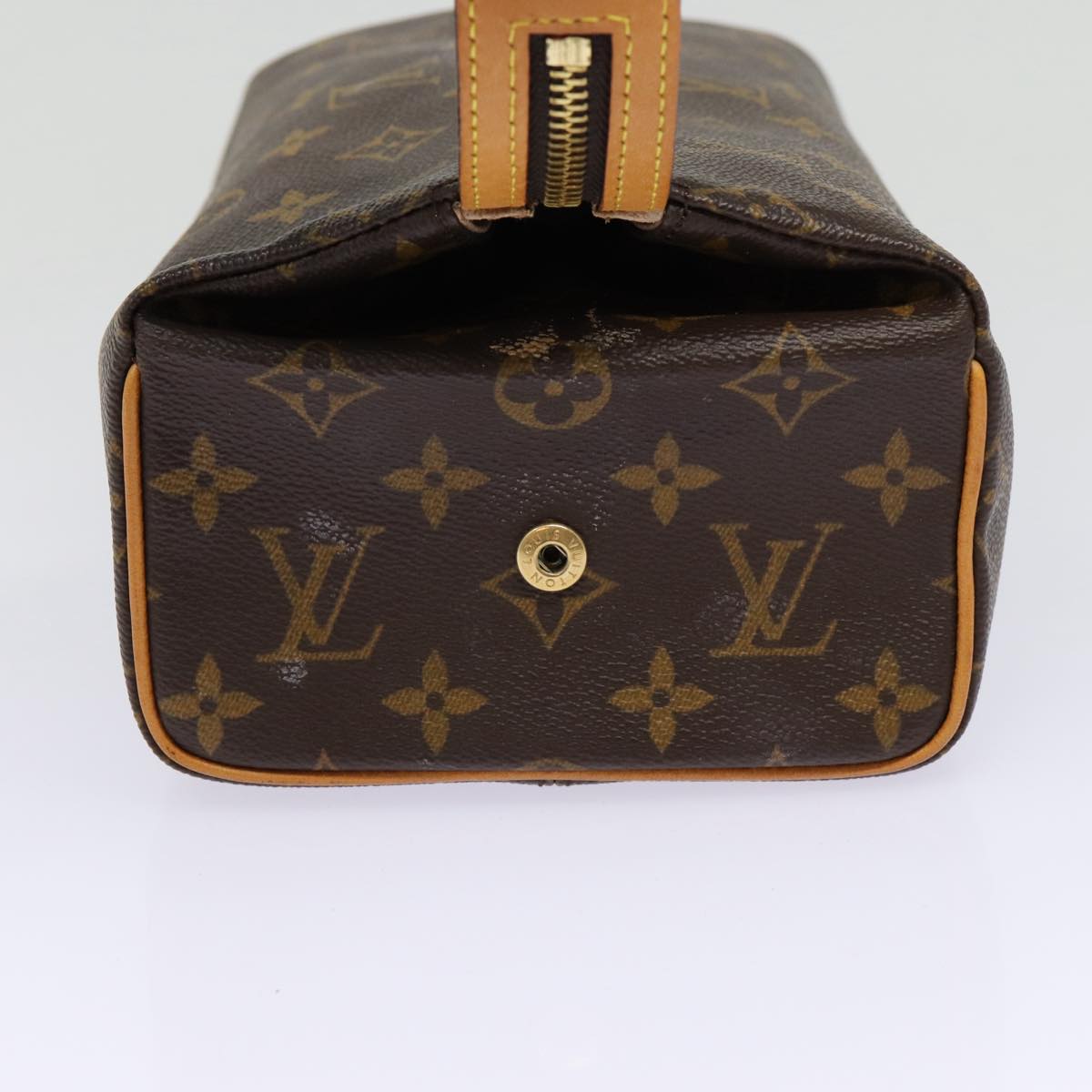 LOUIS VUITTON Monogram Trousse Patte Pression Cosmetic Pouch M47636 Auth 88458