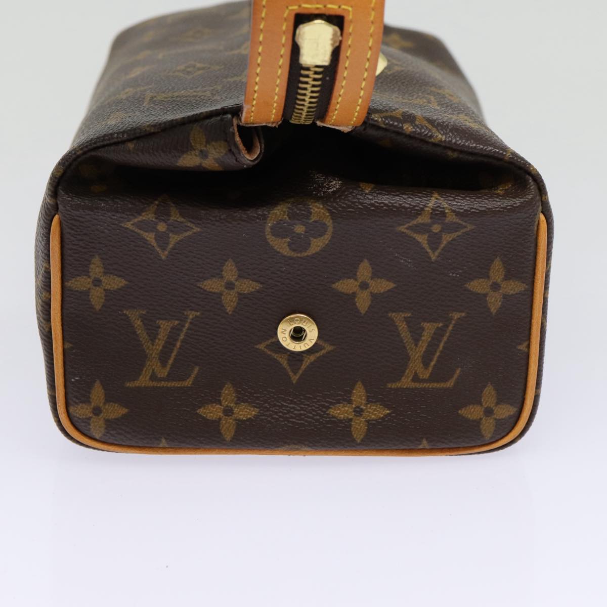 LOUIS VUITTON Monogram Trousse Patte Pression Cosmetic Pouch M47636 Auth 88458