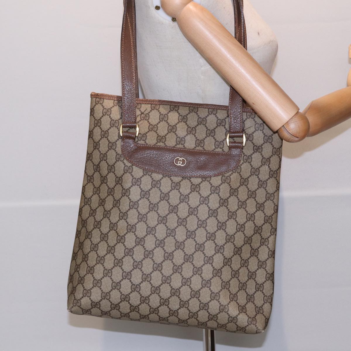 GUCCI GG Supreme Tote Bag PVC Leather Beige Gold 002 615 Auth 88483