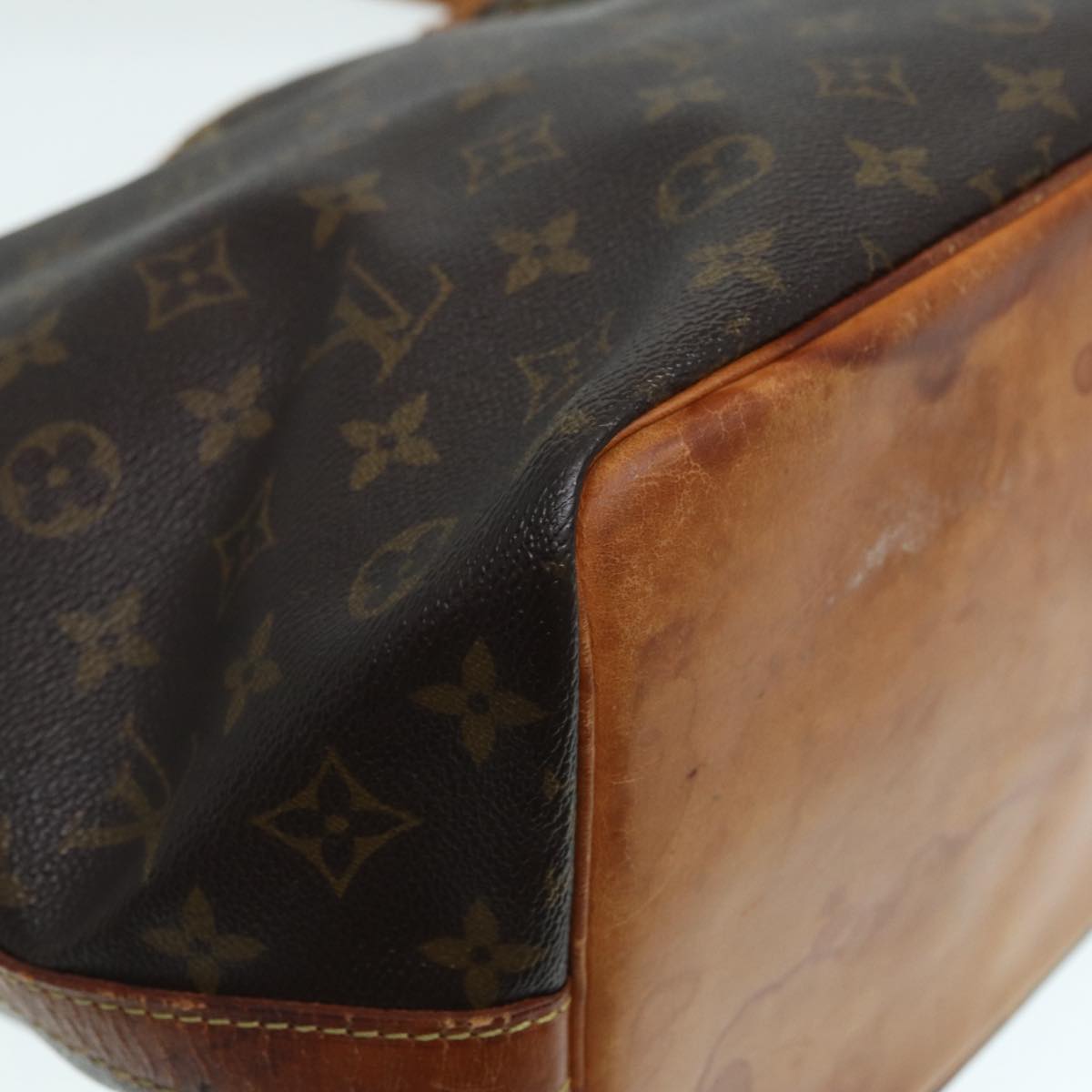 LOUIS VUITTON Monogram Petit Noe Shoulder Bag M42226 LV Auth 88505