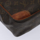 LOUIS VUITTON Monogram Danube GM Umhängetasche M45262 LV Auth 88515-16