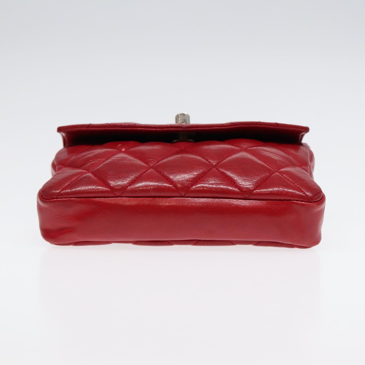 CHANEL Matelasse Chain Waist bag Leather Red Gold CC Auth 88550