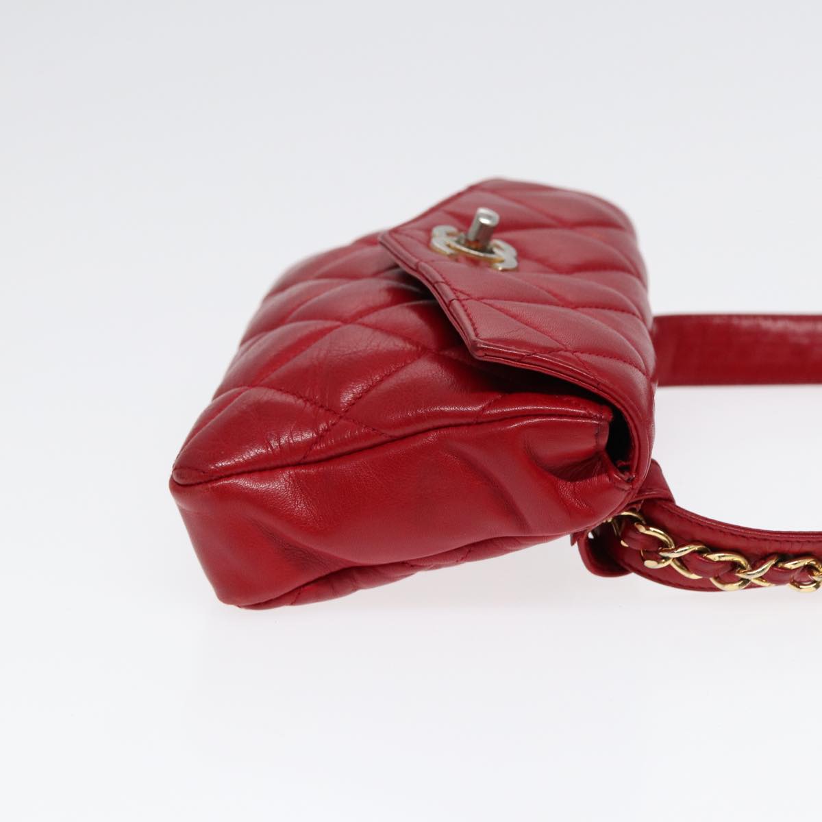 CHANEL Matelasse Chain Waist bag Leather Red Gold CC Auth 88550