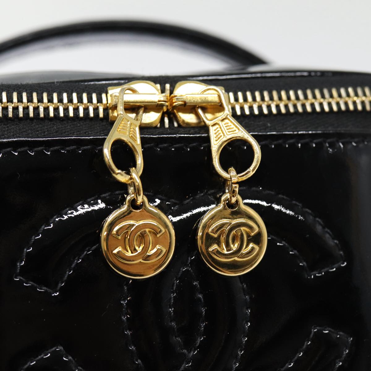 CHANEL COCO Mark Vanity Pouch Enamel Black Gold CC Auth 88553